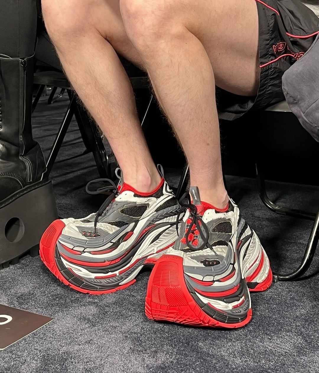 Platform Sneaker,  Balenciaga,  the Balenciaga Platform Sneaker,  giay the thao nam,  Thuong Hai,  Trung Quoc anh 3