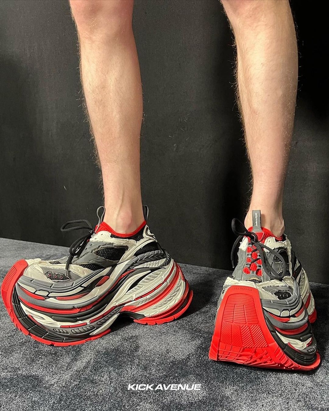 Platform Sneaker,  Balenciaga,  the Balenciaga Platform Sneaker,  giay the thao nam,  Thuong Hai,  Trung Quoc anh 4