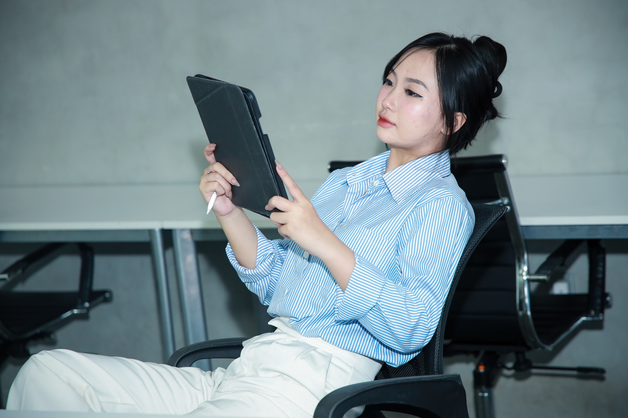 Sep sinh nam 2000 chon sa thai nhan su 8X, 9X khong phuc minh hinh anh