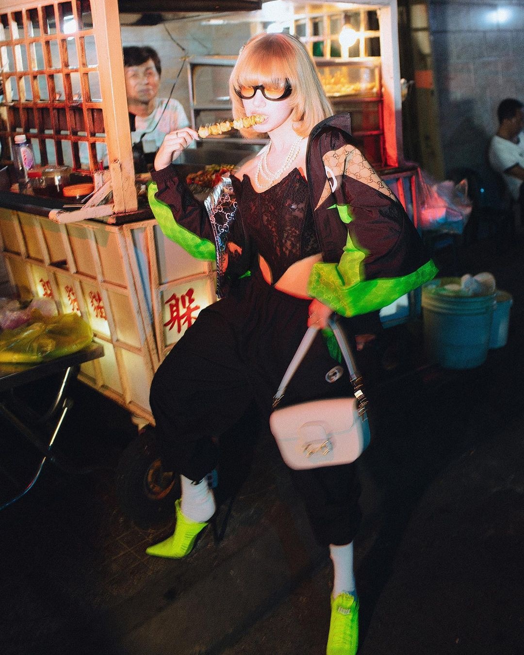 sneakers heel,  Rihanna,  Bella Hadid,  Gucci,  Balenciaga,  Puma,  EURO,  EURO 2024 ảnh 9 sneakers heel,  Rihanna,  Bella Hadid,  Gucci,  Balenciaga,  Puma,  EURO,  EURO 2024 anh 9