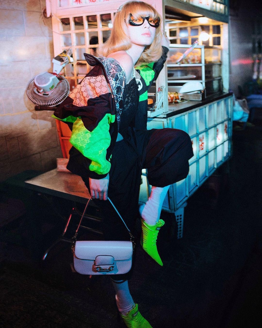 sneakers heel,  Rihanna,  Bella Hadid,  Gucci,  Balenciaga,  Puma,  EURO,  EURO 2024 ảnh 8 sneakers heel,  Rihanna,  Bella Hadid,  Gucci,  Balenciaga,  Puma,  EURO,  EURO 2024 anh 8