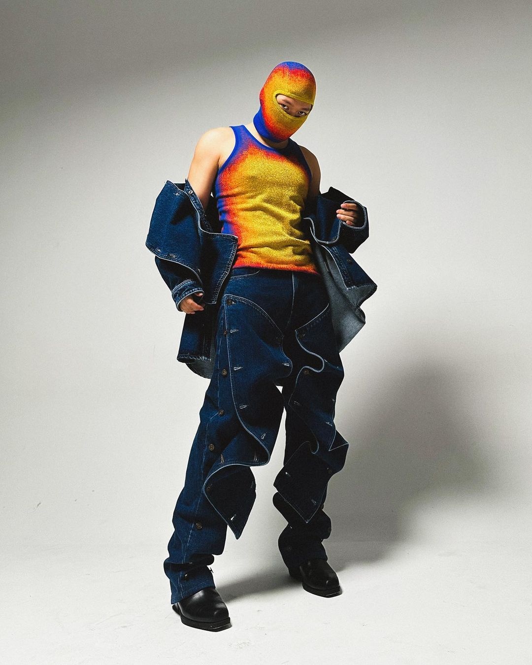 Balenciaga,  Kanye West,  Bianca Censori,  Quynh Anh Shyn,  Chau Bui, anh 11