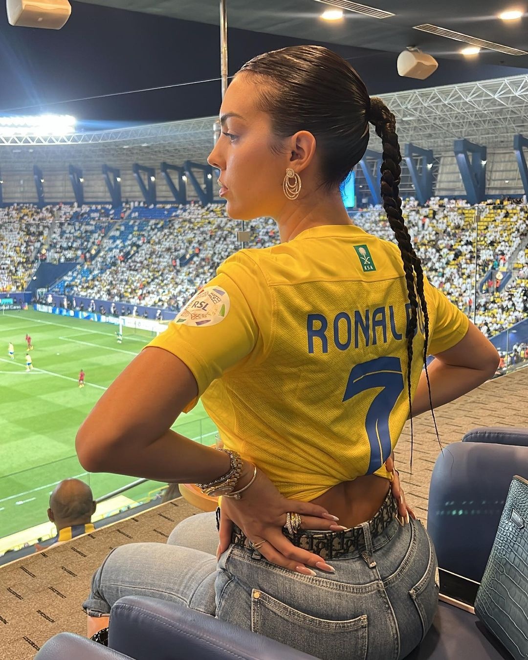 Georgina Rodriguez,  ban gai Ronaldo,  CR7,  ao dau,  ao bong da,  Ronaldo Euro 2024,  Ronaldo khoc,  bo dao nha phap anh 7