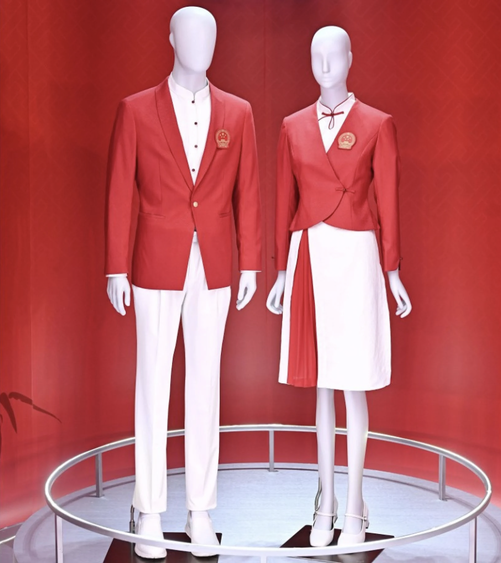 VDV Trung Quoc,  VDV nu,  Olympic Paris,  dong phuc Olympic,  doi tuyen Trung Quoc, the van hoi Olympic Paris anh 4