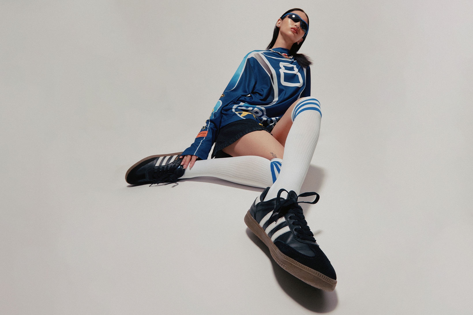 adidas Samba,  SL72 OG,  Bella Hadid,  Bella Hadid kiện adidas,  adidas bị kiện  ảnh 7 adidas Samba,  SL72 OG,  Bella Hadid,  Bella Hadid kien adidas,  adidas bi kien anh 7
