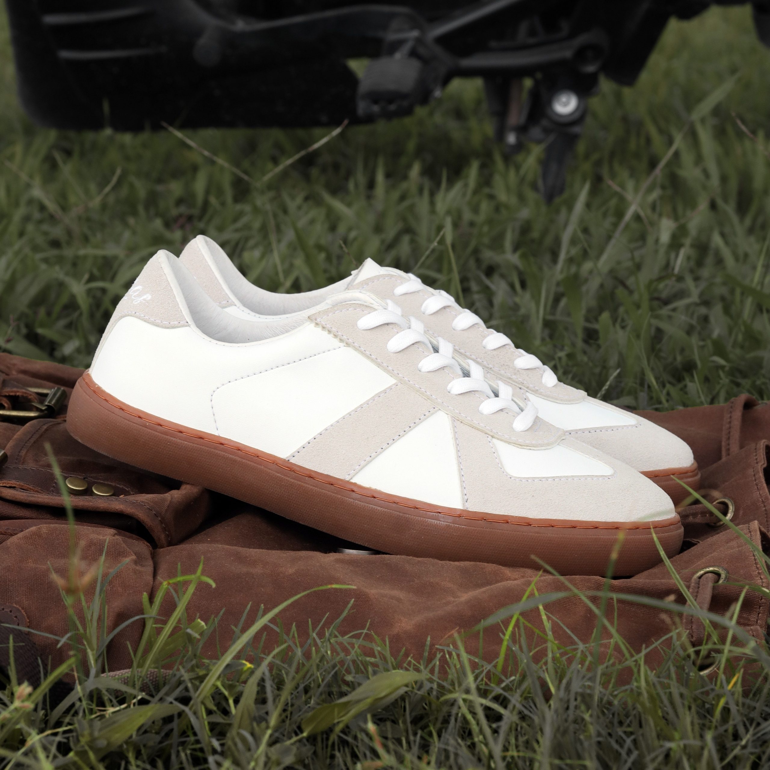 adidas Samba,  sneaker tphcm,  sneaker hà nội,  GAT,  German Army Trainers,  sneakerhead là gì,  sneaker công sở ảnh 5 adidas Samba,  sneaker tphcm,  sneaker ha noi,  GAT,  German Army Trainers,  sneakerhead la gi,  sneaker cong so anh 5