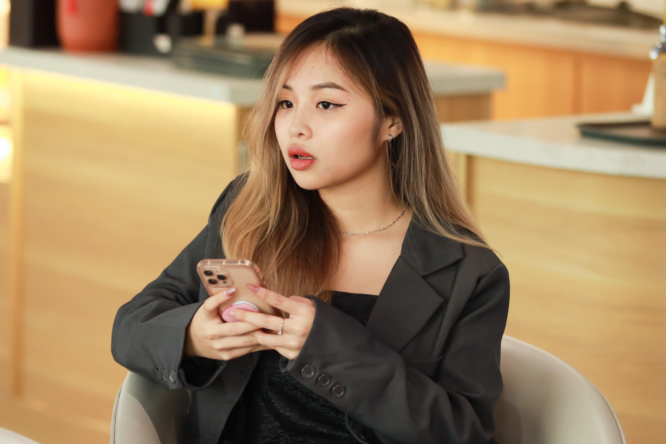 Nhan vien 9X chong doi, sep sinh nam 2000 quyet sa thai hinh anh