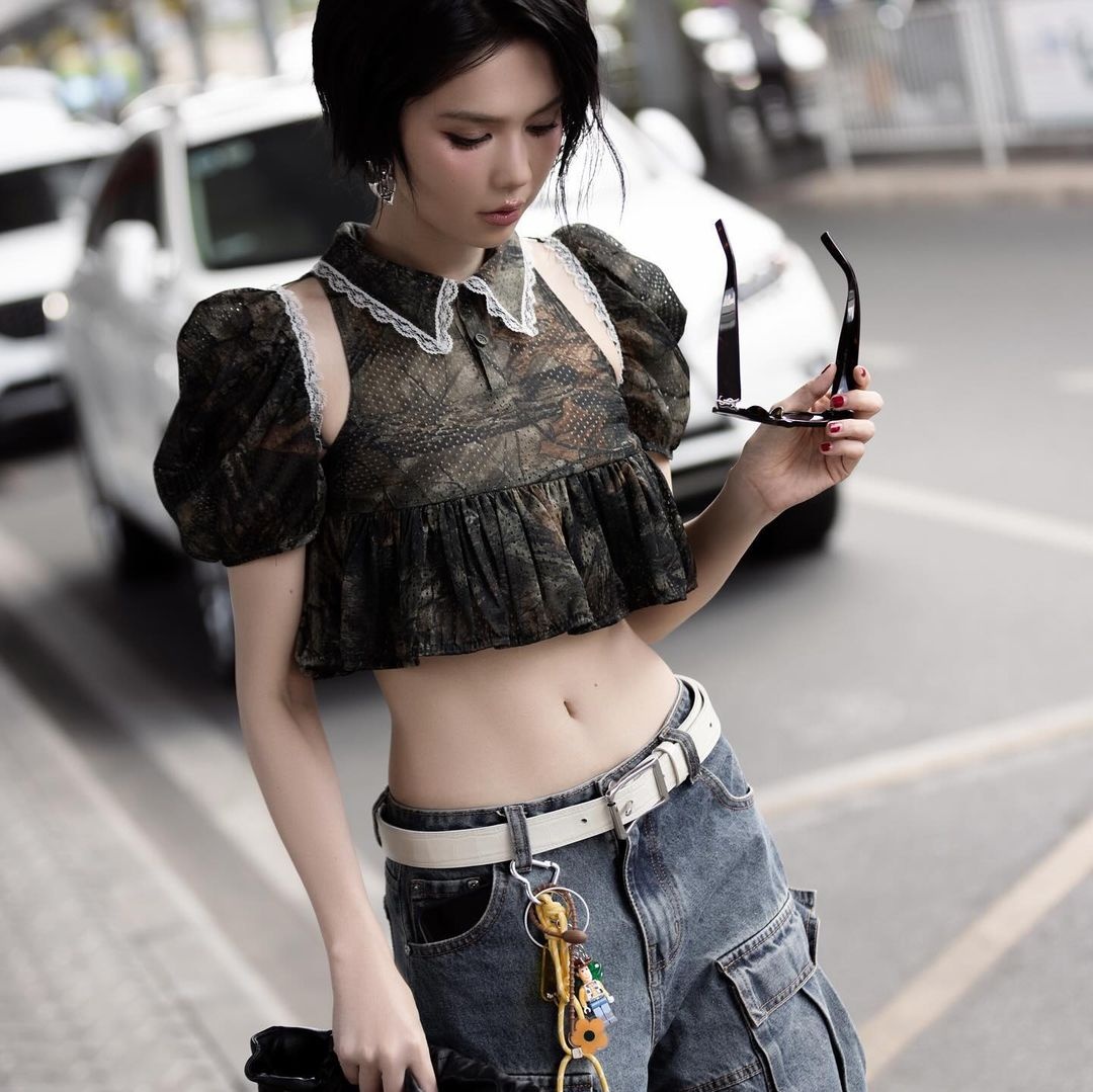 Newsfeed Rate,  DJ Mie,  Ngọc Trinh,  Tuấn Ngọc,  Lâm Minh,  Quỳnh Koool ảnh 2 Newsfeed Rate,  DJ Mie,  Ngoc Trinh,  Tuan Ngoc,  Lam Minh,  Quynh Koool anh 2