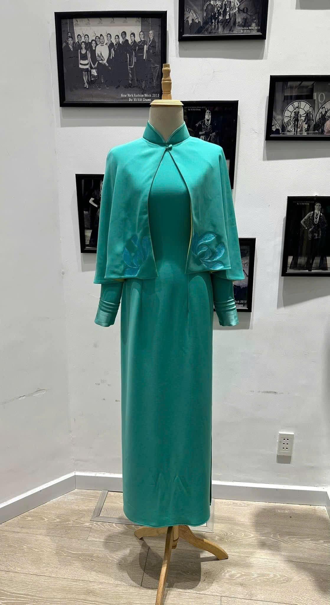 dong phuc Vietnam Airlines,  dong phuc tiep vien,  ao dai tiep vien,  ao dai Vietnam Airlines,  Vo Viet Chung anh 5