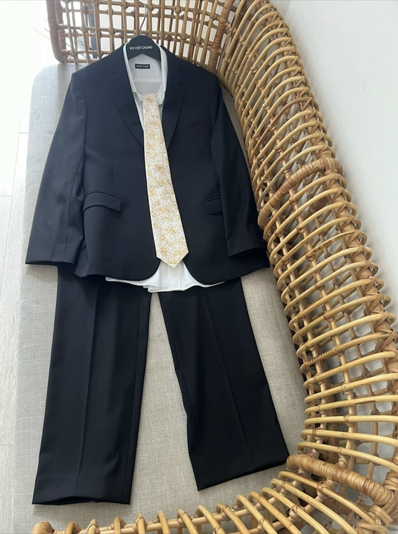 dong phuc Vietnam Airlines,  dong phuc tiep vien,  ao dai tiep vien,  ao dai Vietnam Airlines,  Vo Viet Chung anh 4