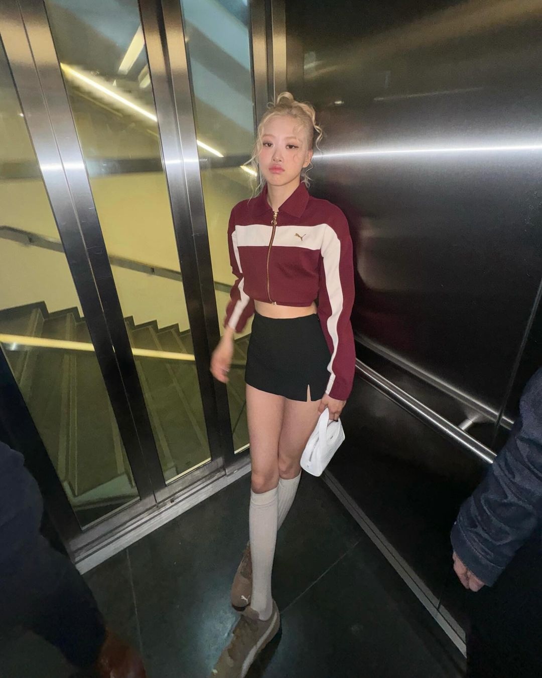 adidas Samba, Puma Speedcat, it girl là gì, rose blackpink, dua lipa, đua công thức 1, ảnh 6 adidas Samba, Puma Speedcat, it girl la gi, rose blackpink, dua lipa, dua cong thuc 1, anh 6