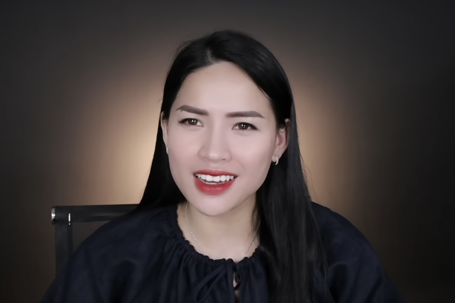 Gia dinh Pam, Vo Ha Linh ung ho dong bao vung bao lu hinh anh