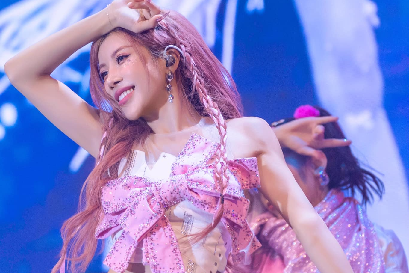 Loat fan cua nghe si Viet gop tien trieu ung ho vung bao lu hinh anh