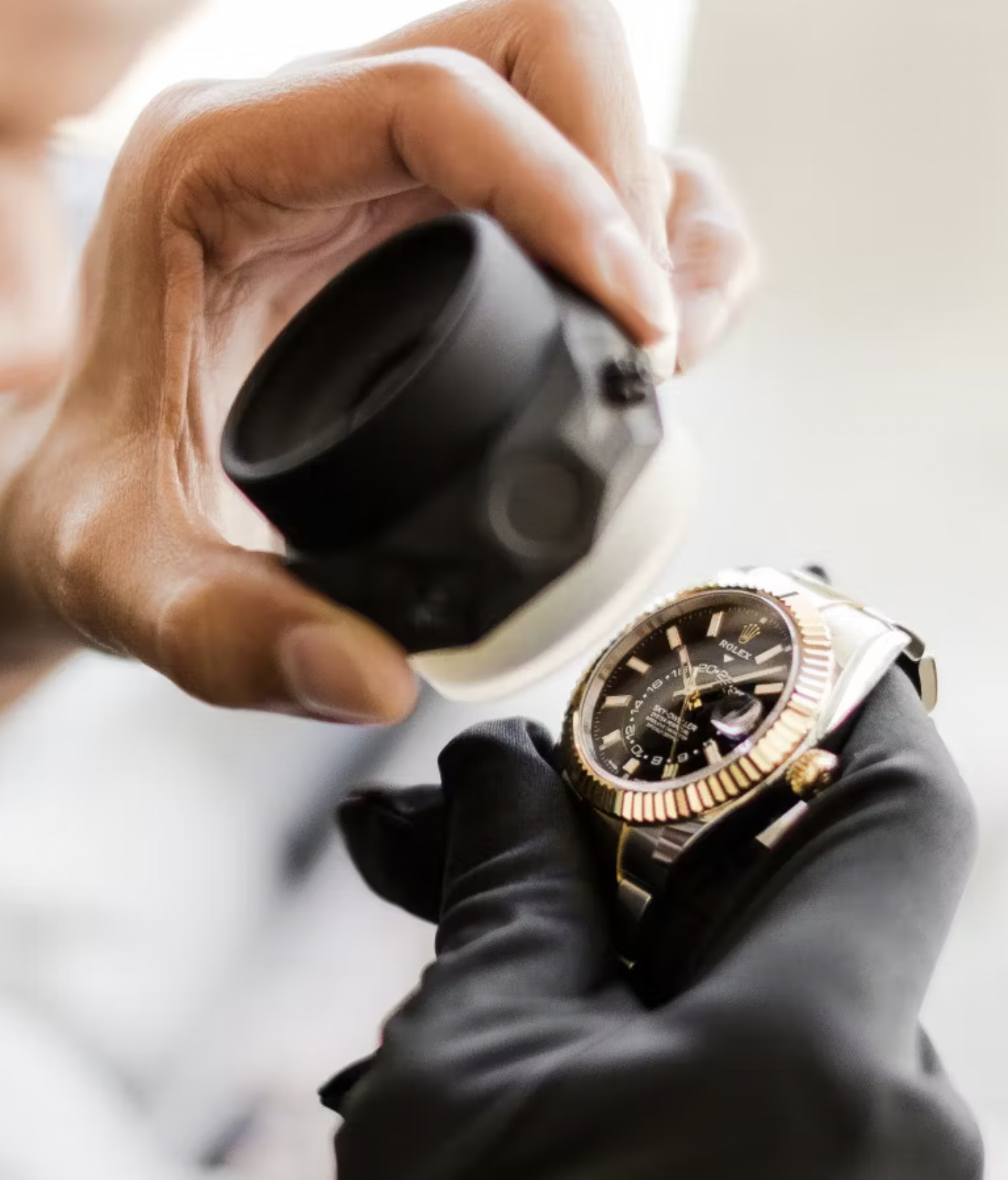 thị trường đồng hồ,  Watches2U,  Anh quốc,  vấn nạn hàng giả,  đồng hồ nhái,  đồng hồ Anh,  đồng hồ giả,  đồng hồ cũ ảnh 6 thi truong dong ho,  Watches2U,  Anh quoc,  van nan hang gia,  dong ho nhai,  dong ho Anh,  dong ho gia,  dong ho cu anh 6