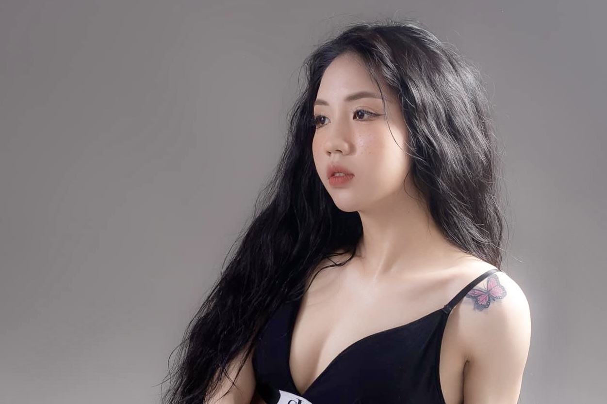 Gu thoi trang quyen ru cua cac hot girl bong da Viet hinh anh