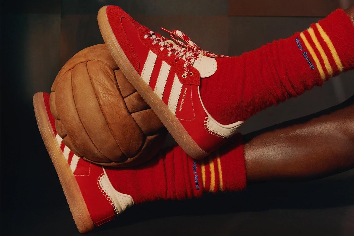 Giày cổ điển vẫn giữ một vị trí quan trọng, góp phần lớn vào doanh thu của adidas. Ảnh: adidas.