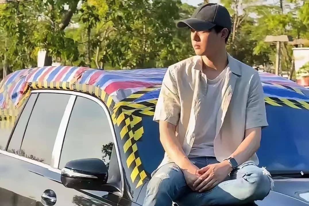 Trao luu 'tay chay' xe Maybach bang phong bat o Trung Quoc hinh anh