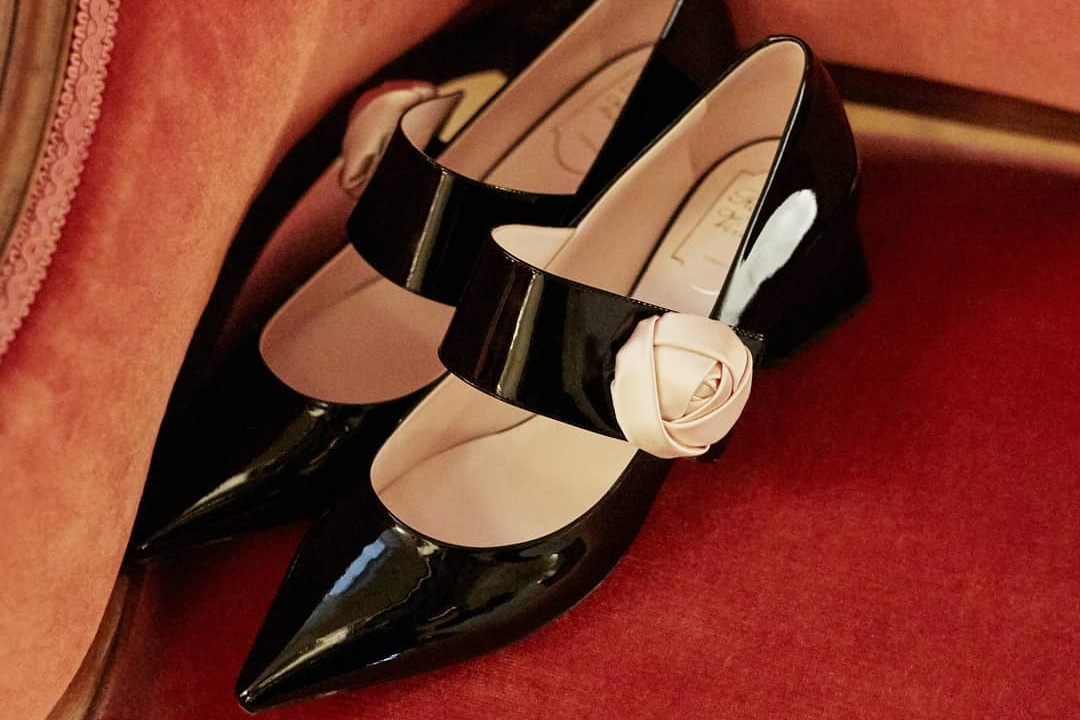 Tranh cai doi giay 1.000 USD bi hong sau 10 phut su dung hinh anh