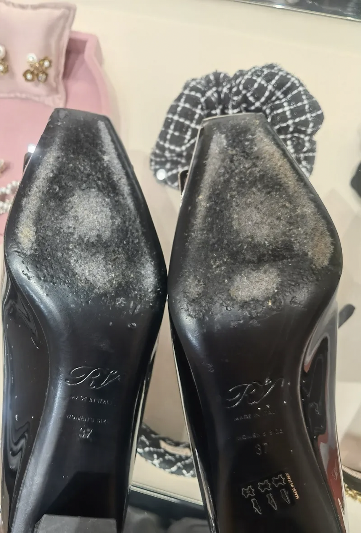 Roger Vivier,  khach hang Trung Quoc,  thoi trang Trung Quoc,  giay Roger Vivier anh 3