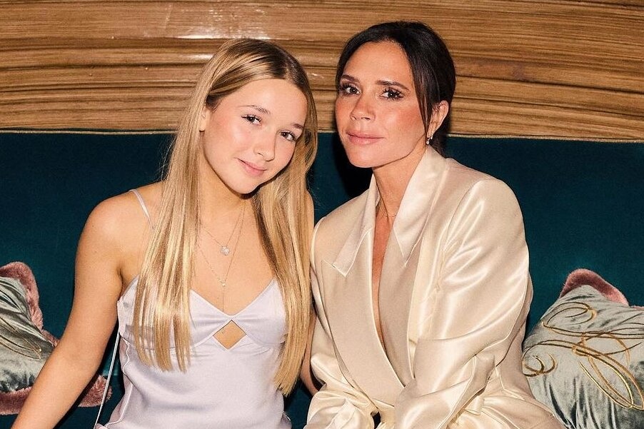 Tranh cai con gai David Beckham mac sexy, trang diem gia dan hinh anh