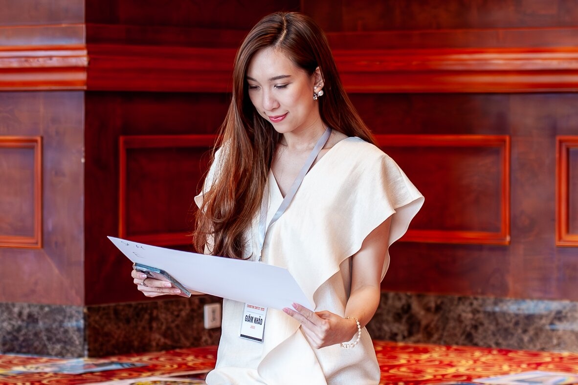 Cuoc thi Trien lam Bao tang Louvre cham diem cong khai o Ha Noi hinh anh