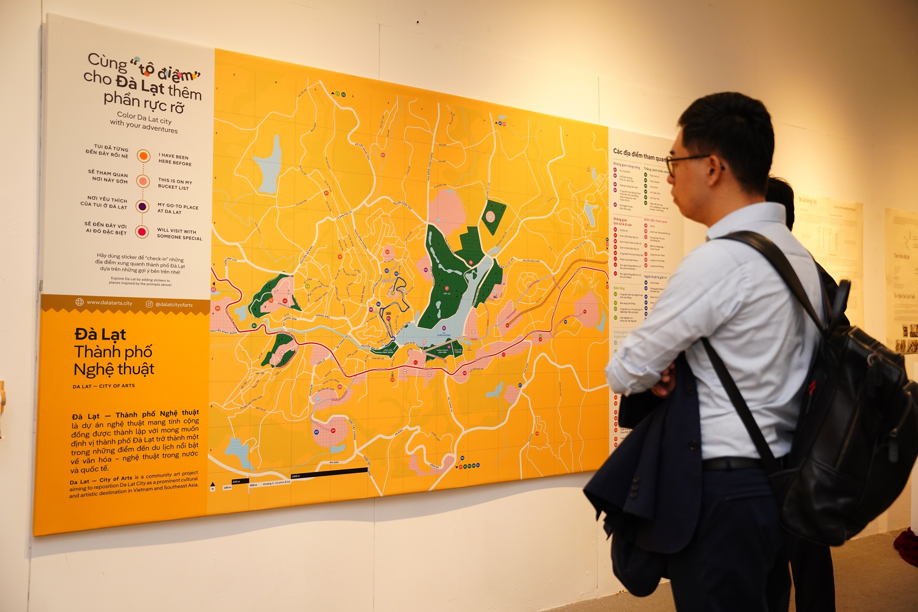 Tai Tao,  VICAS,  YIDC,  Hanoi Grapevine,  VFCD Ha Noi anh 1