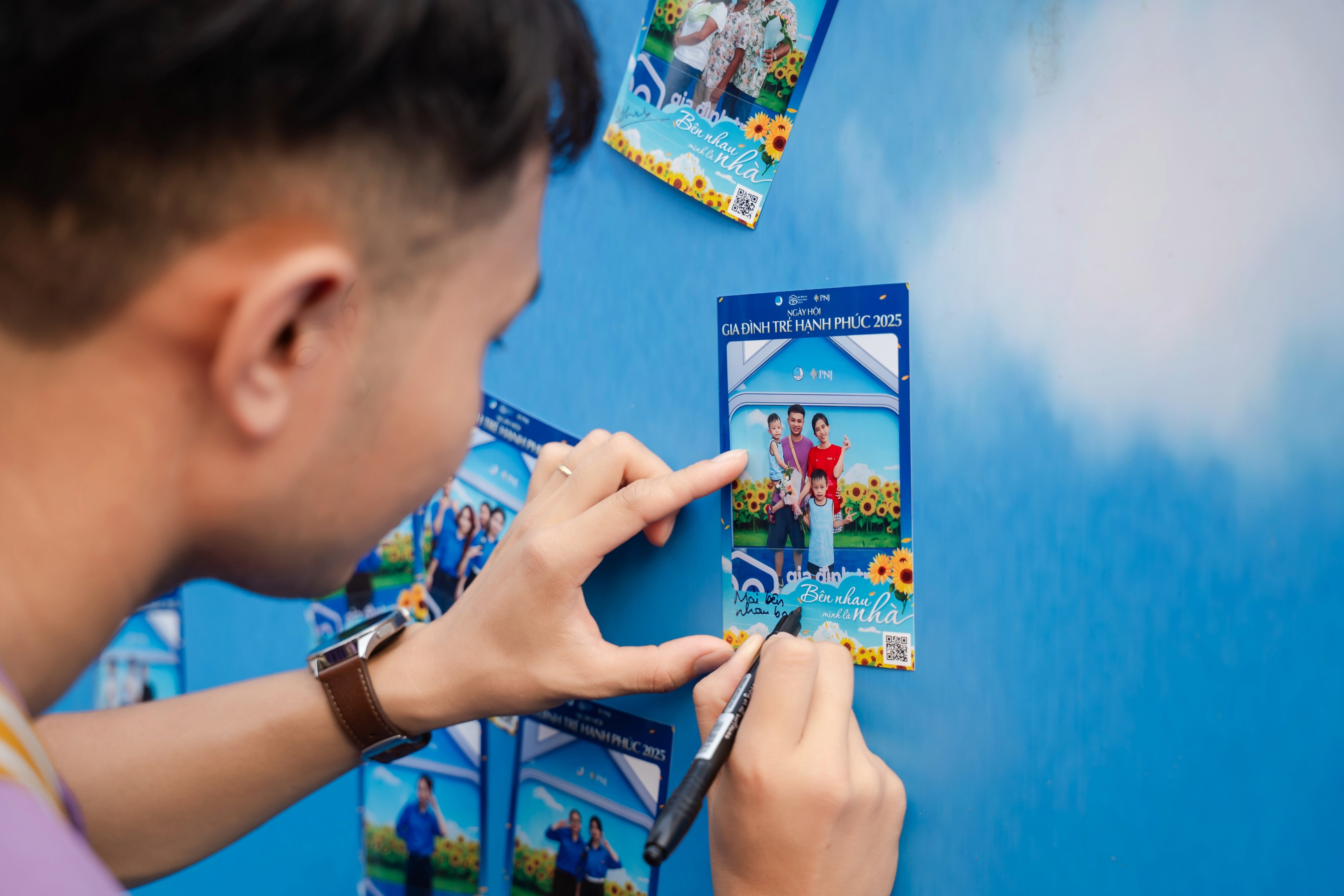 ngay hoi gia dinh,  gia dinh tre,  gan ket yeu thuong anh 1