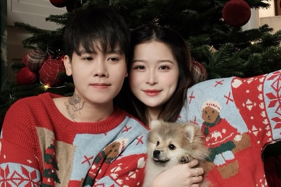 'Rich kid' Chao ve nuoc, don Giang sinh ben nguoi yeu hinh anh