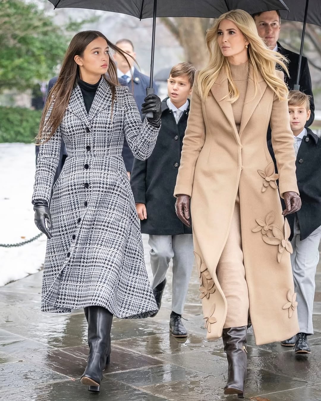 'Thiên thần Nhà Trắng' diện đồ đôi với Ivanka Trump