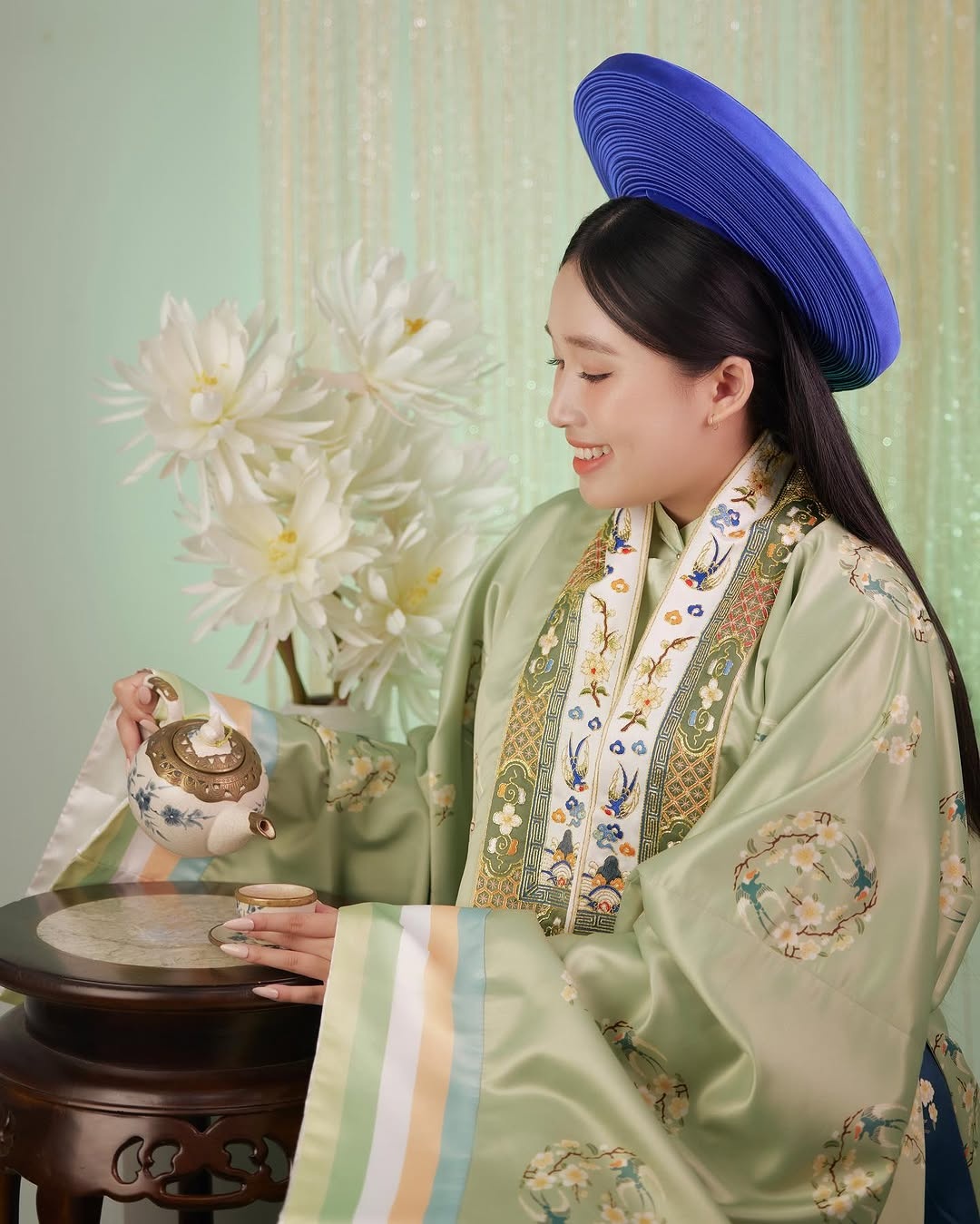 Jenny Huỳnh,  Xoài Non,  Hàn Hằng,  Mai Ngô,  Thanh Thanh Huyền,  Linh Trương ảnh 2 Jenny Huynh,  Xoai Non,  Han Hang,  Mai Ngo,  Thanh Thanh Huyen,  Linh Truong anh 2