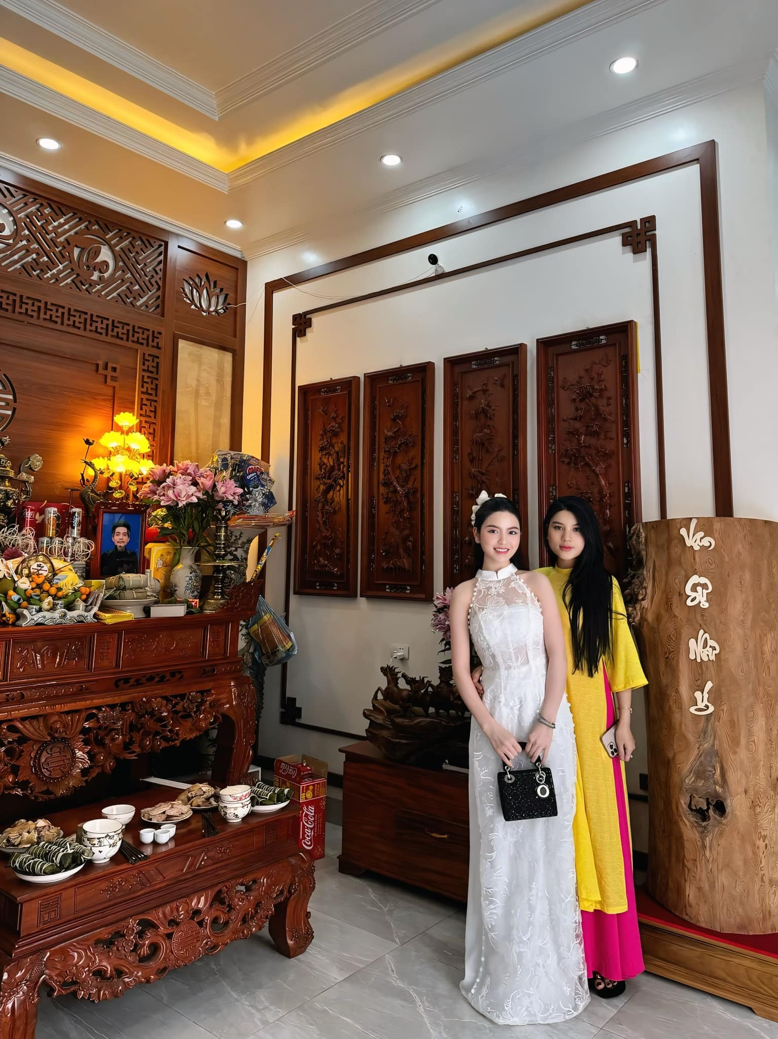 Chu Thanh Huyền,  Quang Hải,  Trần Bích Hạnh,  Vũ Văn Thanh,  Đỗ Duy Mạnh,  Quỳnh Anh,  Xuân Son ảnh 4 Chu Thanh Huyen,  Quang Hai,  Tran Bich Hanh,  Vu Van Thanh,  Do Duy Manh,  Quynh Anh,  Xuan Son anh 4