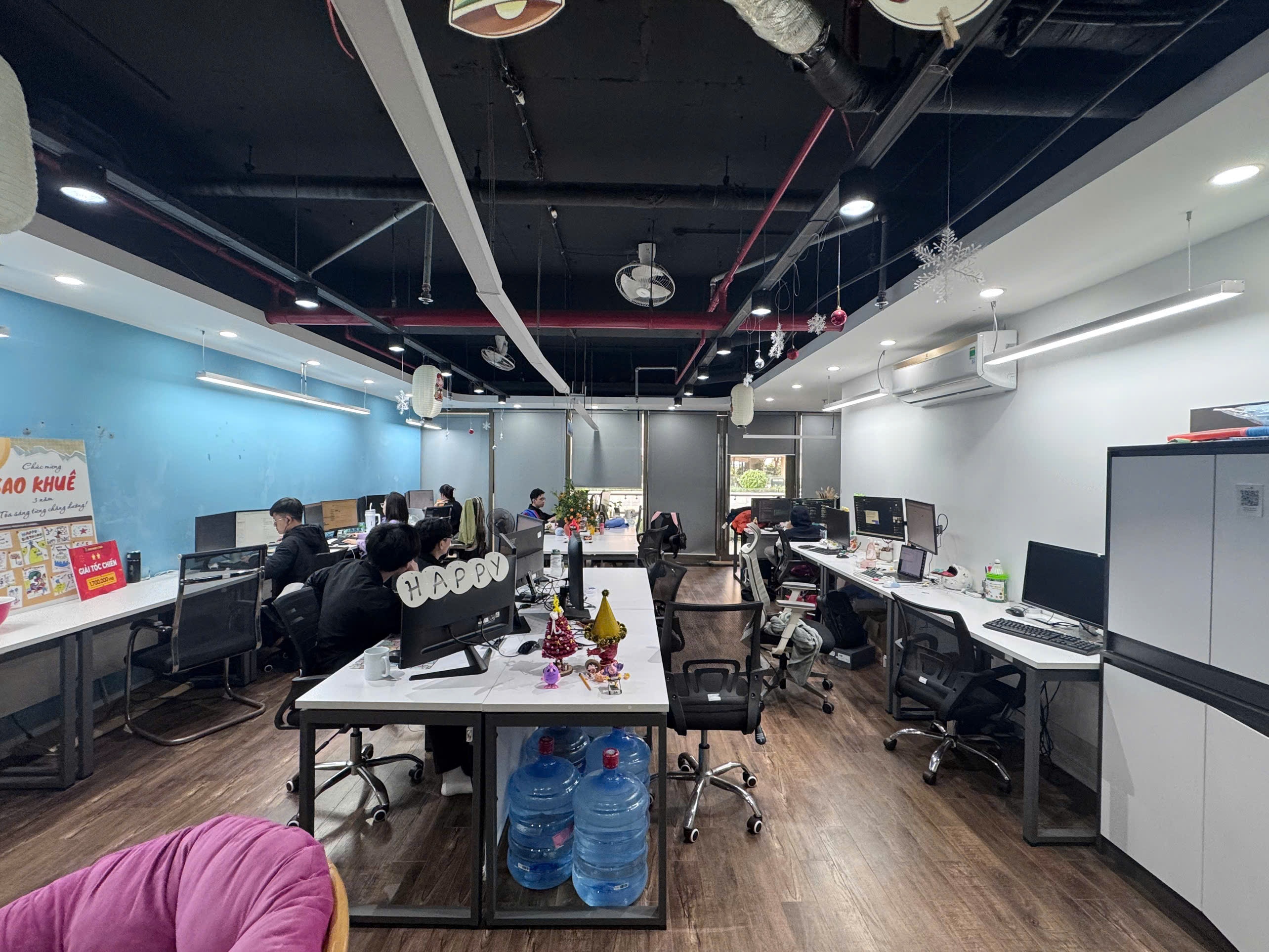 đi làm sau Tết,  sếp lì xì, lì xì 1 triệu đồng, tuần làm việc đầu tiên,  Tết Ất Tỵ 2025,   ảnh 1 di lam sau Tet,  sep li xi, li xi 1 trieu dong, tuan lam viec dau tien,  Tet At Ty 2025, anh 1