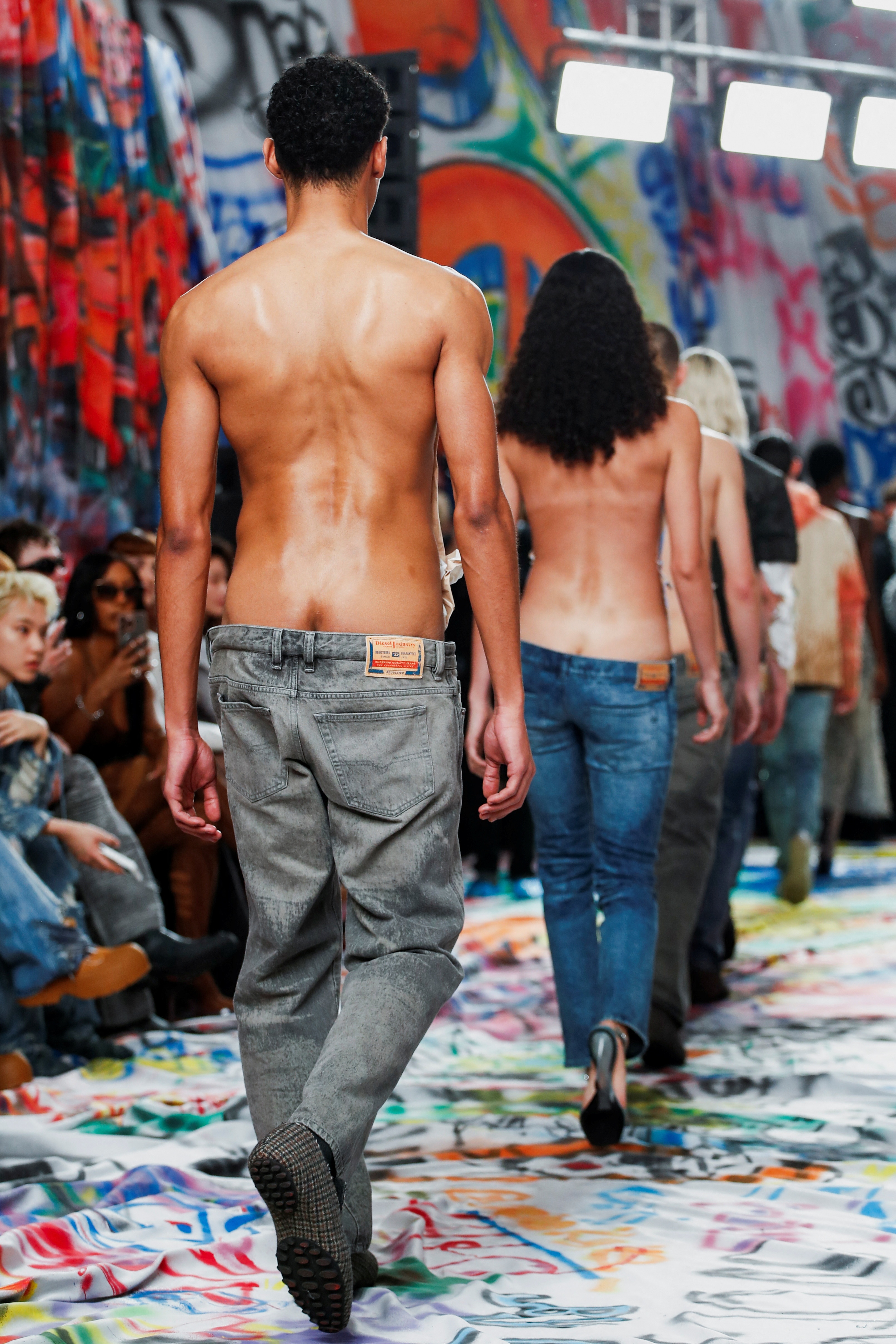 2025_02_26T154551Z_620979986_RC2D2DABI9LC_RTRMADP_3_FASHION_MILAN_DIESEL.JPG