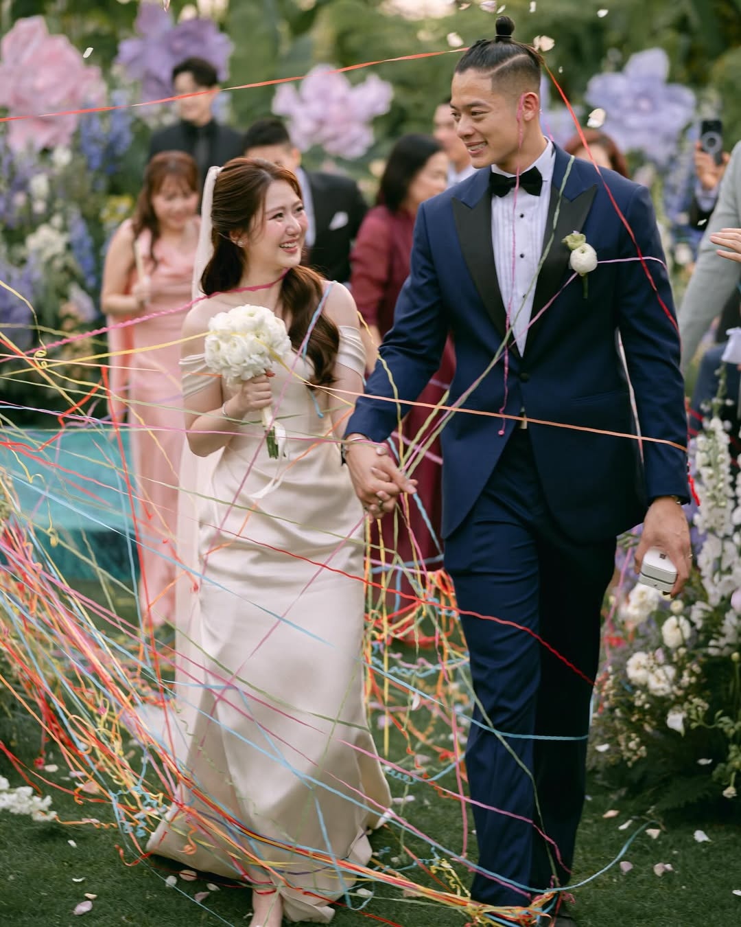 Hải Long Salim, Salim, Long Hạt Nhài, Pam, cưới Salim, Quang Đạt Hà Trúc, Lê Hà Trúc, cơ trưởng Quang Đạt, Trí Thịt Bòa ảnh 11 Hai Long Salim, Salim, Long Hat Nhai, Pam, cuoi Salim, Quang Dat Ha Truc, Le Ha Truc, co truong Quang Dat, Tri Thit Boa anh 11