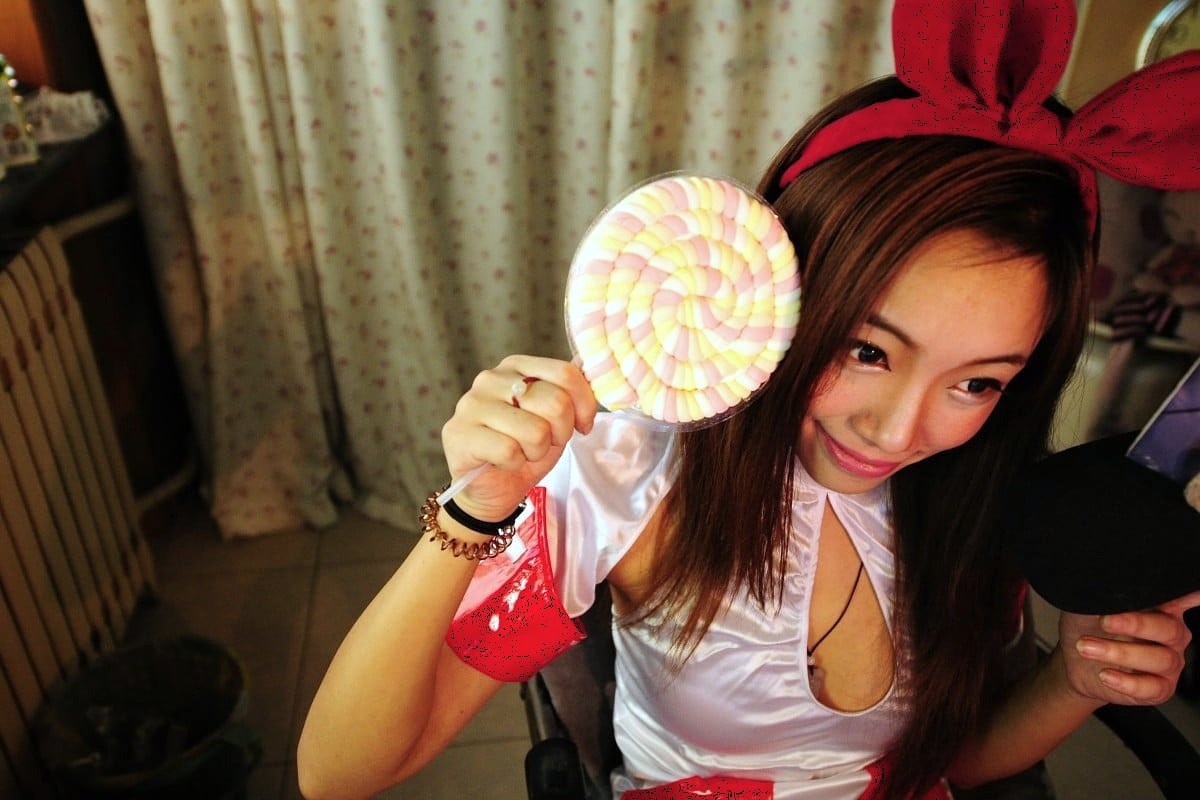 Streamer Trung Quoc tra hang trieu USD tien thue hinh anh