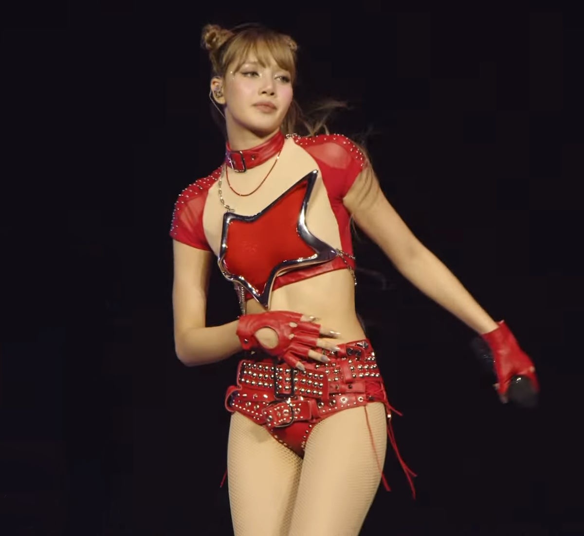 LISA_Lalisa_Coachella_2025.jpg