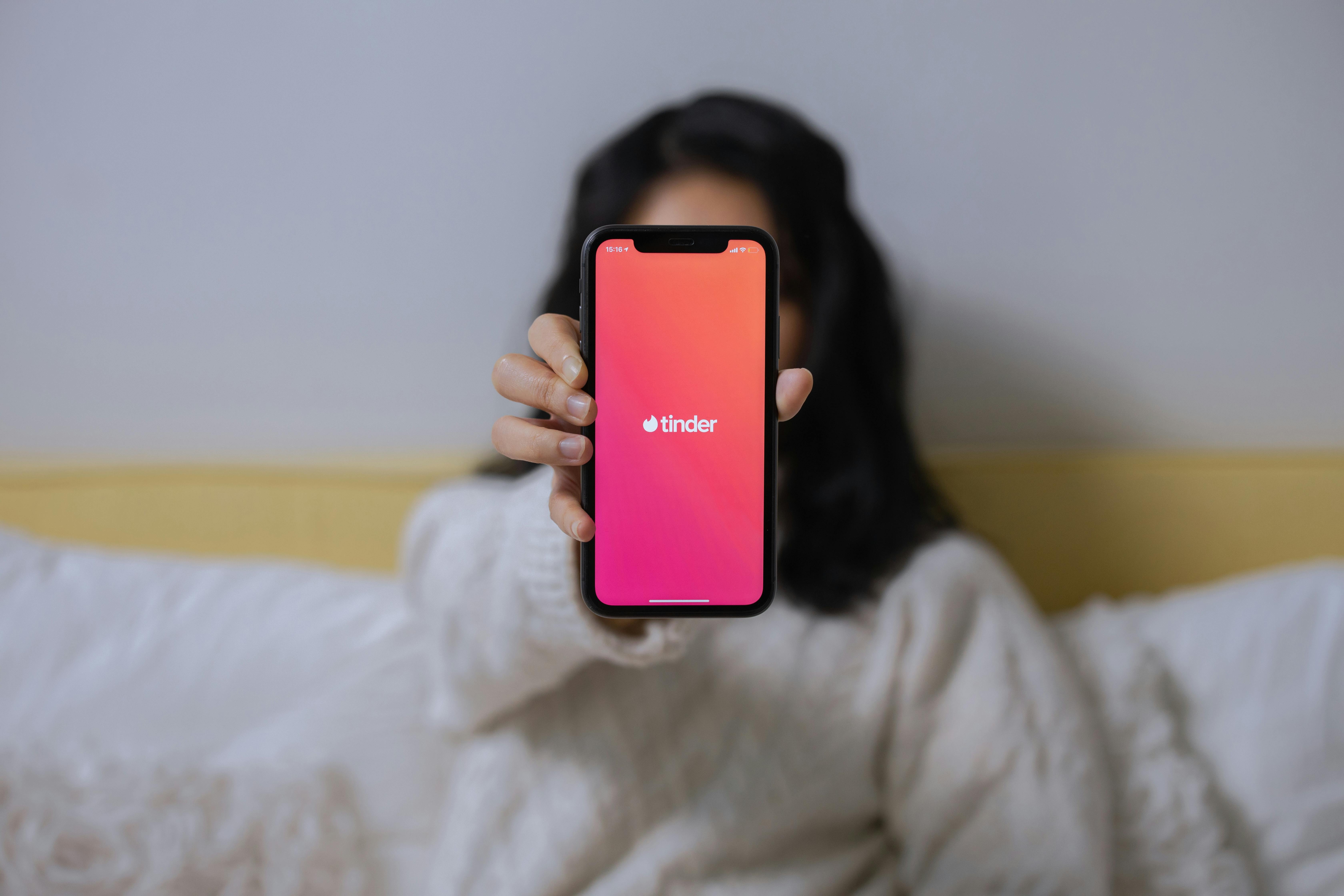 ứng dụng hẹn hò,  dating app,  cặp đôi,  ham muốn tình dục,  rối loạn cảm xúc,  nghiện ảnh 1 ung dung hen ho,  dating app,  cap doi,  ham muon tinh duc,  roi loan cam xuc,  nghien anh 1