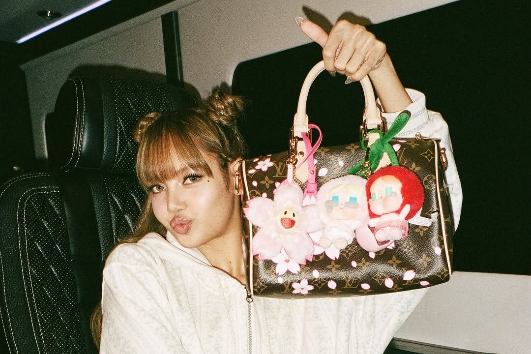 Labubu ha nhiet, Lisa lang xe 'em be khoc' hinh anh