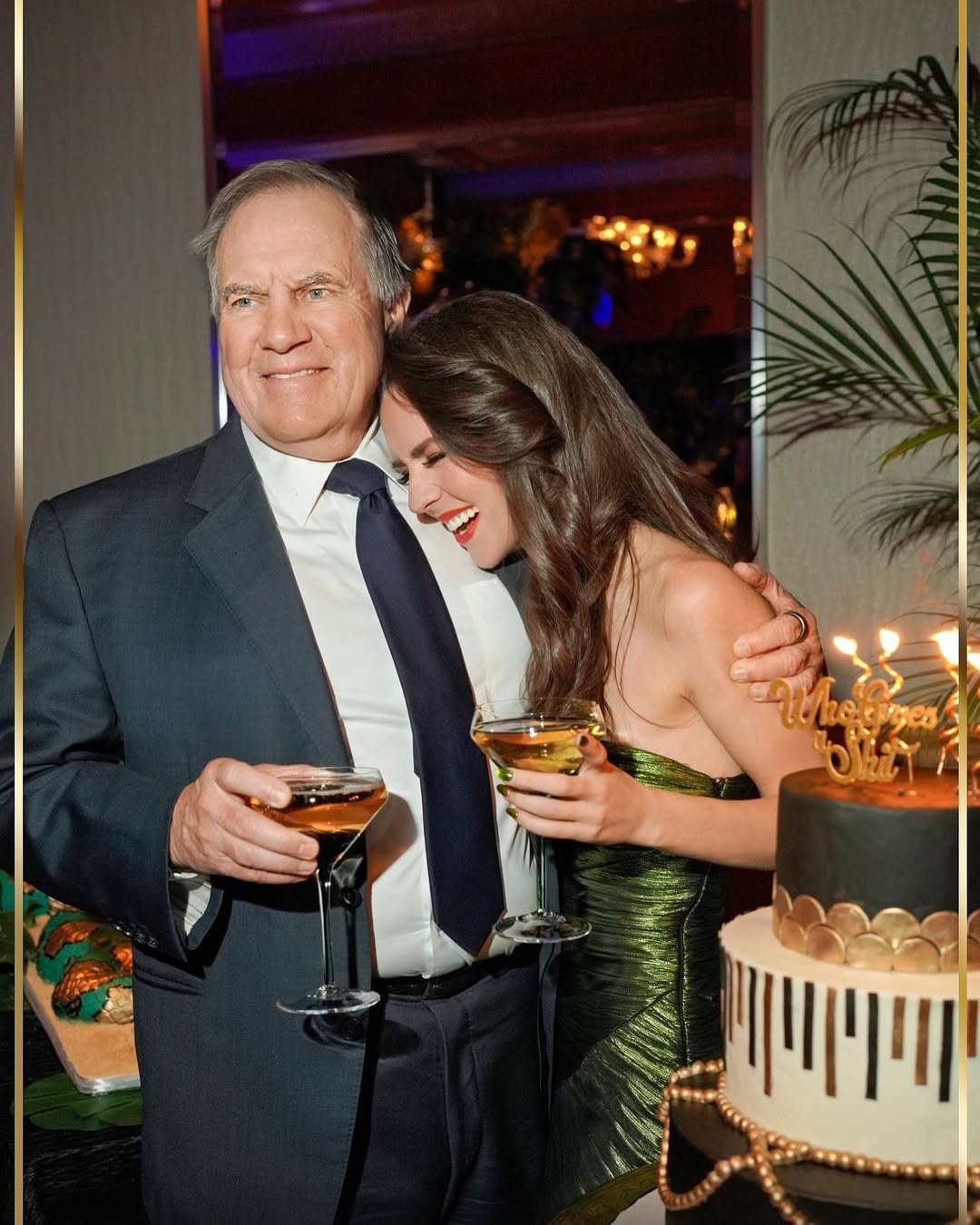 Jordon Hudson,  Bill Belichick,  ban gai Bill Belichick anh 3