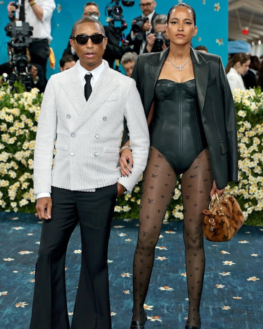 Mốt không quần đổ bộ Met Gala