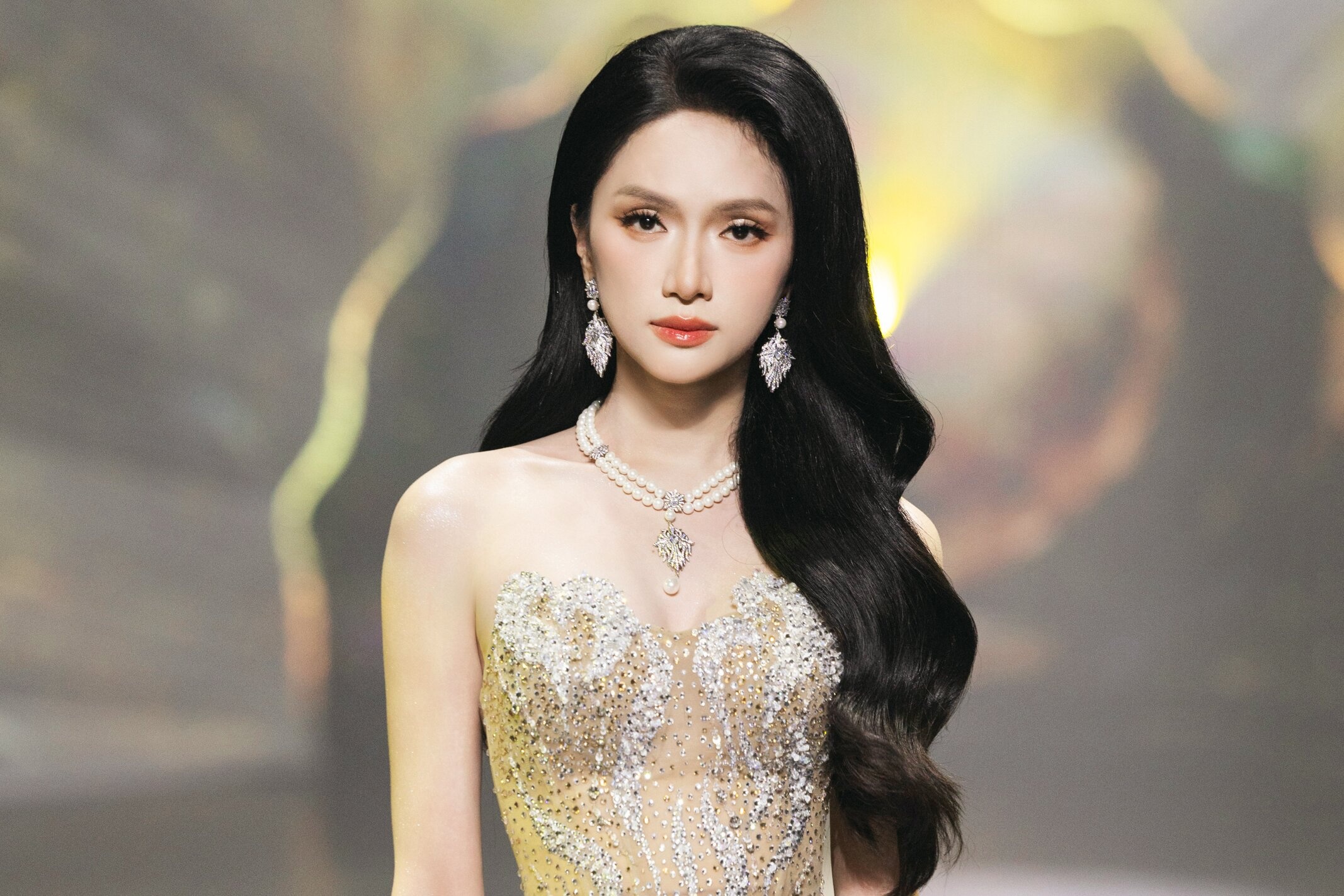 NTK ra mat BST lay cam hung tu benh ung thu tuyen giap hinh anh