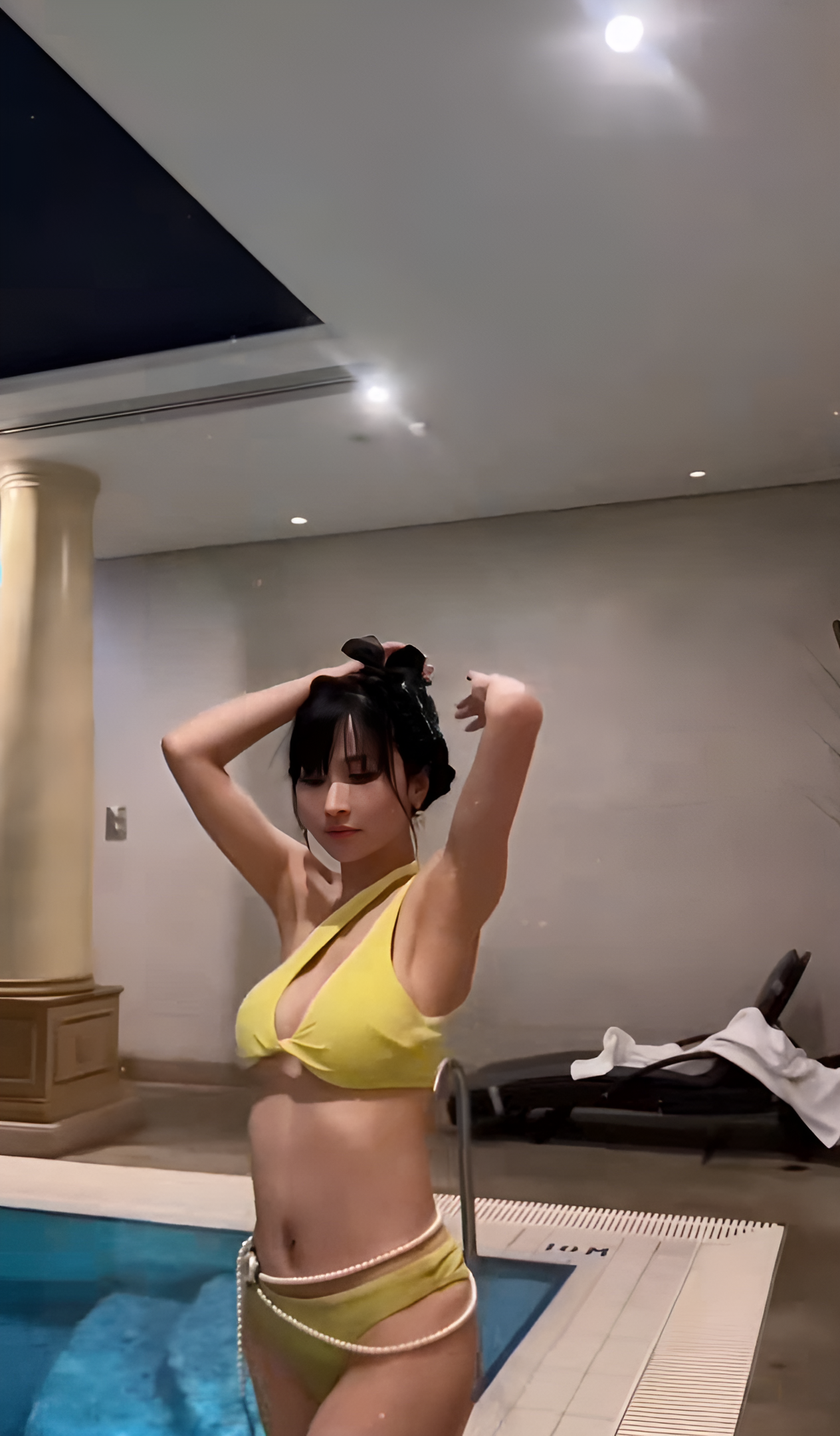 Khanh Huyen 2k4,  dau hao mon,  Khanh Huyen,  Thanh Thanh Huyen,  Linh Ngoc Dam,  Call Me Duy,  Mina Pham,  vo Minh Nhua,  Minh Nhua anh 11