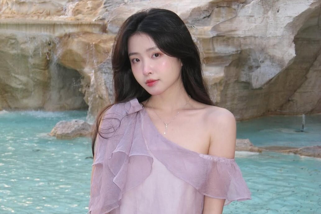 Diem chung cua 3 'nang tho' YouTube dong loat dinh tranh cai hinh anh
