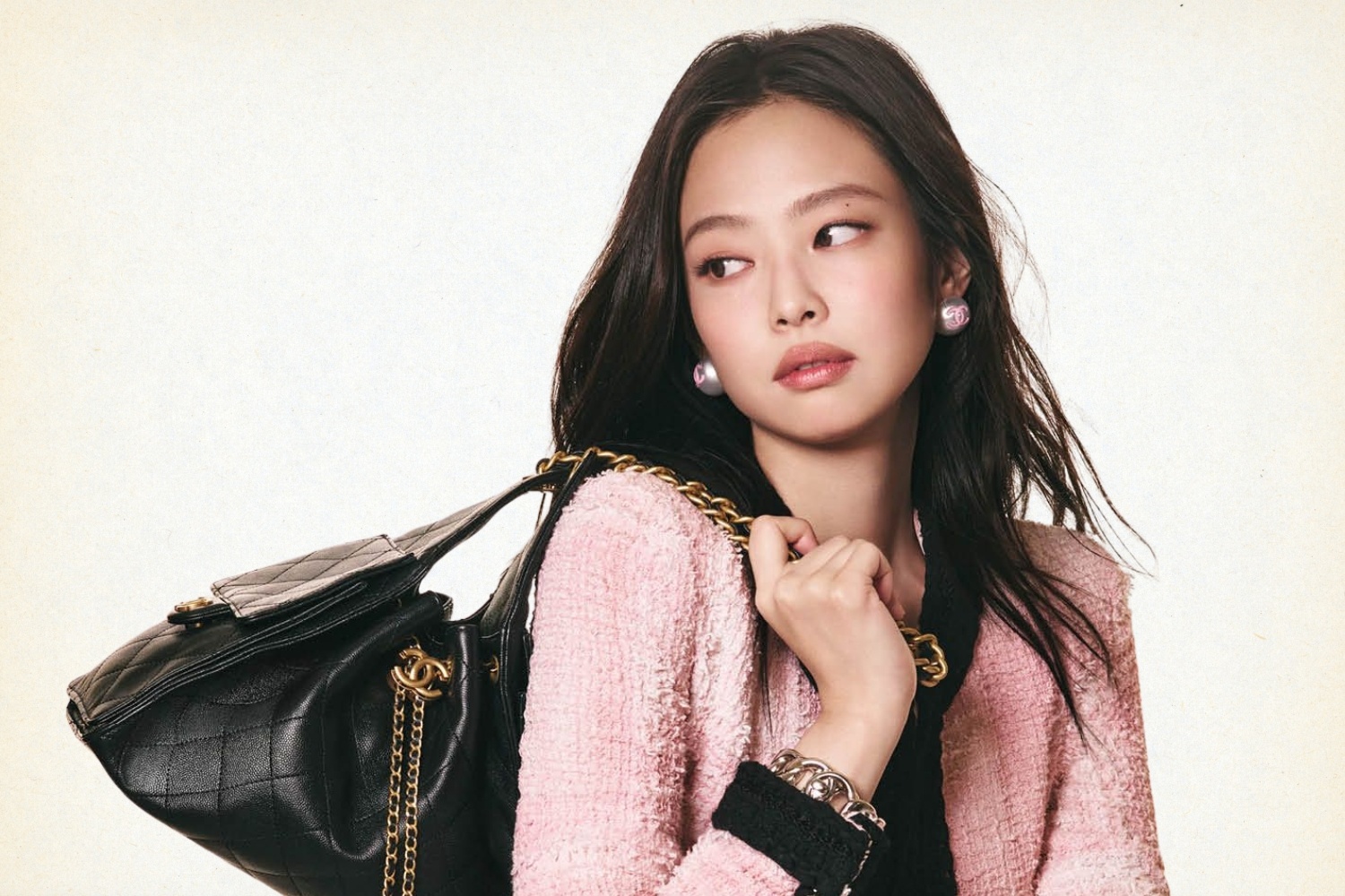 Hang nhai khong logo tu OEM Trung Quoc phoi bay 'vung xam' nganh xa xi hinh anh