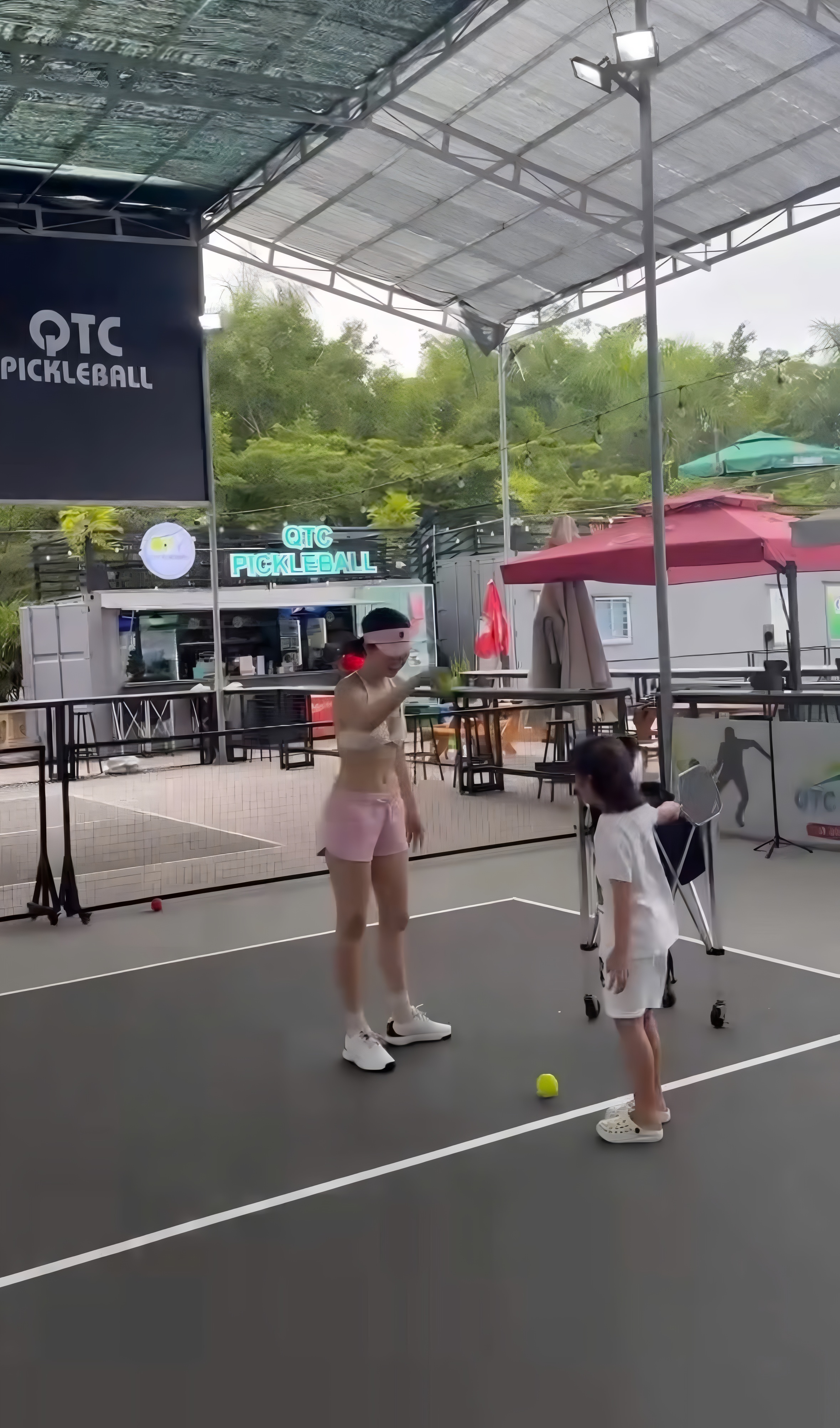 Ngoc Trinh,  Ngoc Trinh pickleball,  nu hoang noi y,  Quynh Kool,  Milan Pham anh 1