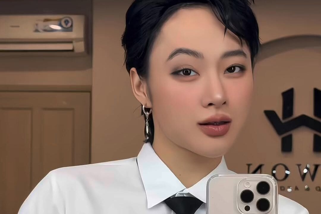 Angela Phuong Trinh ngay cang nam tinh hinh anh