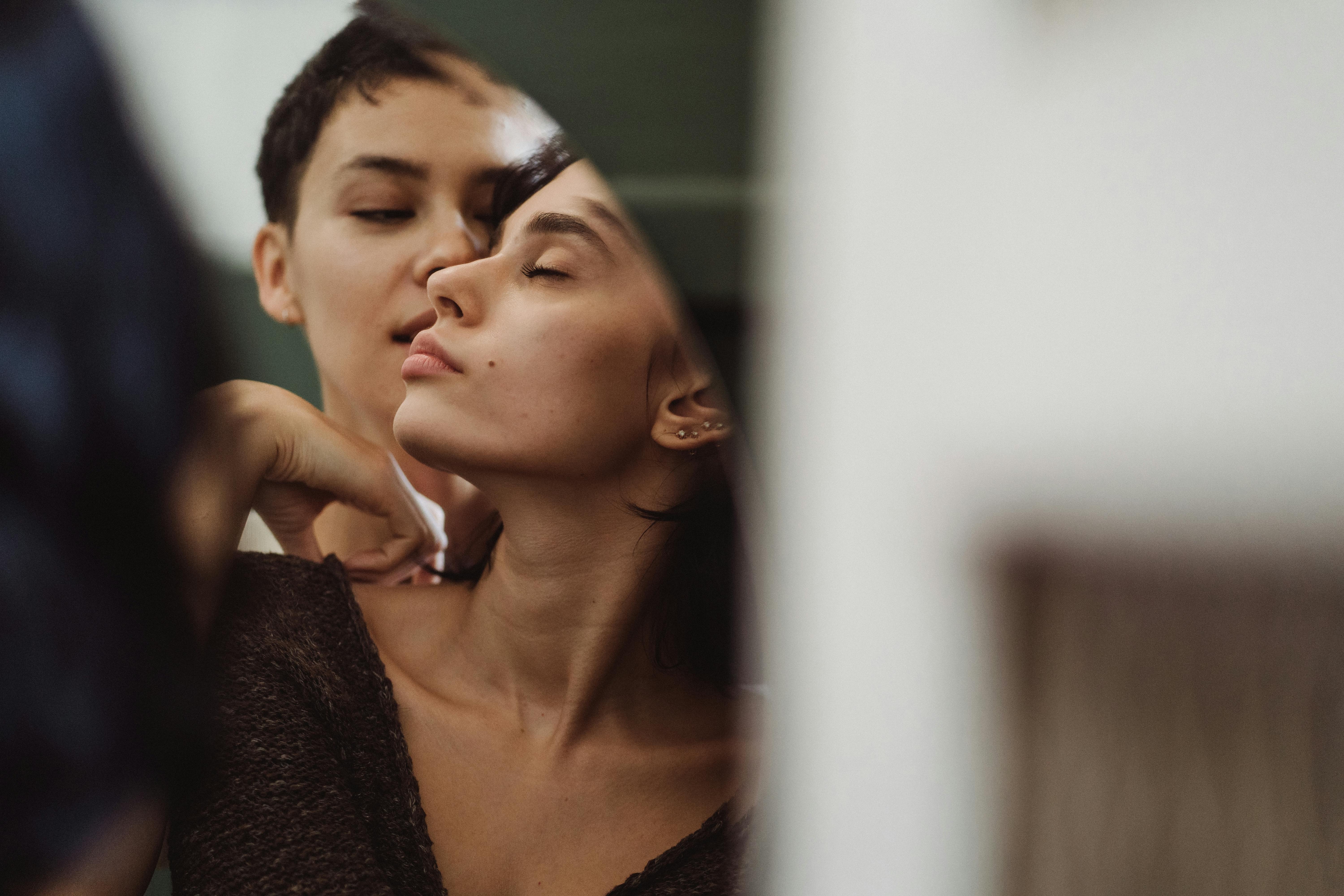 Nghi lam de quan he tinh duc hinh anh