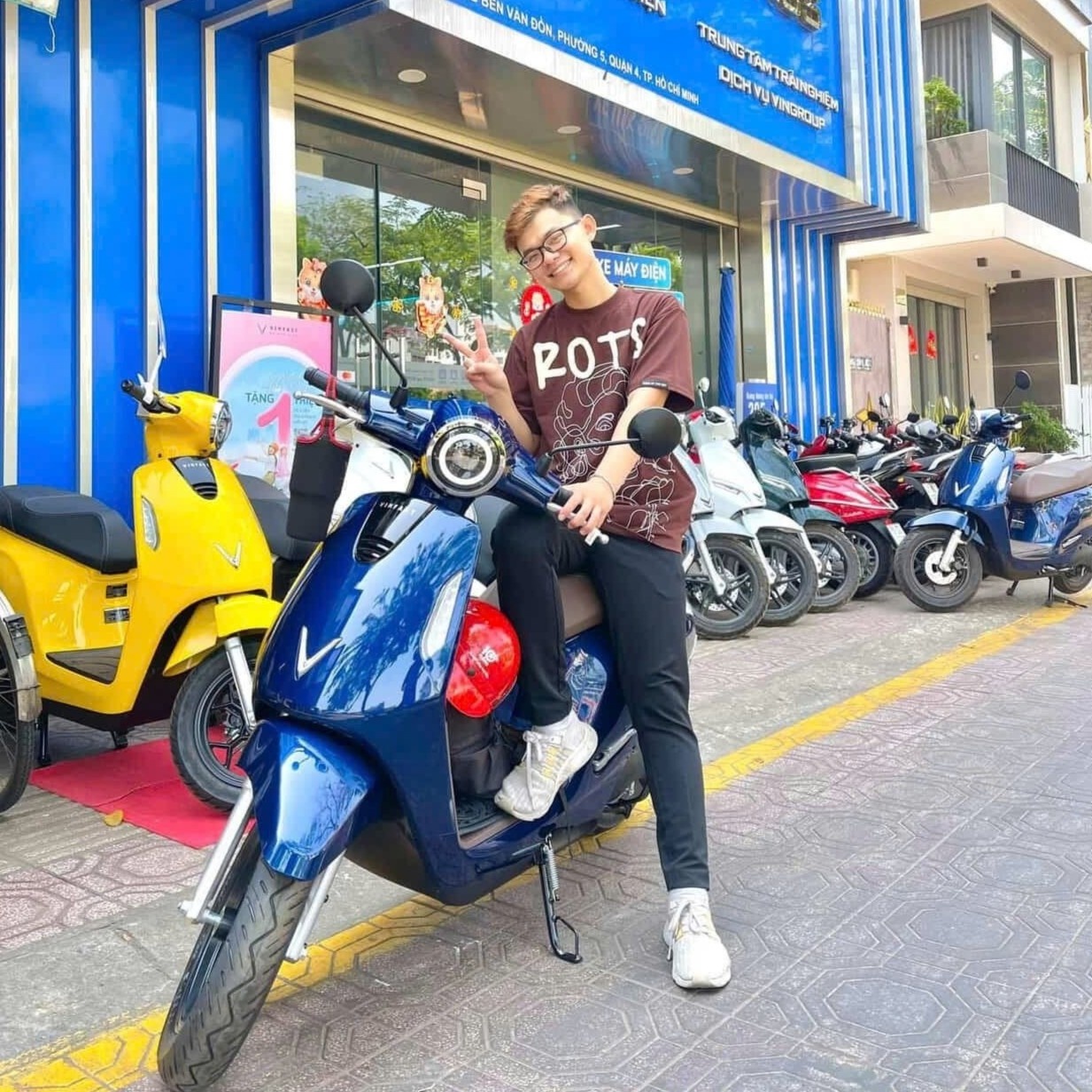 cam xe xang,  oto dien,  xe may dien,  tram sac TPHCM,  xe dien TPHCM anh 2