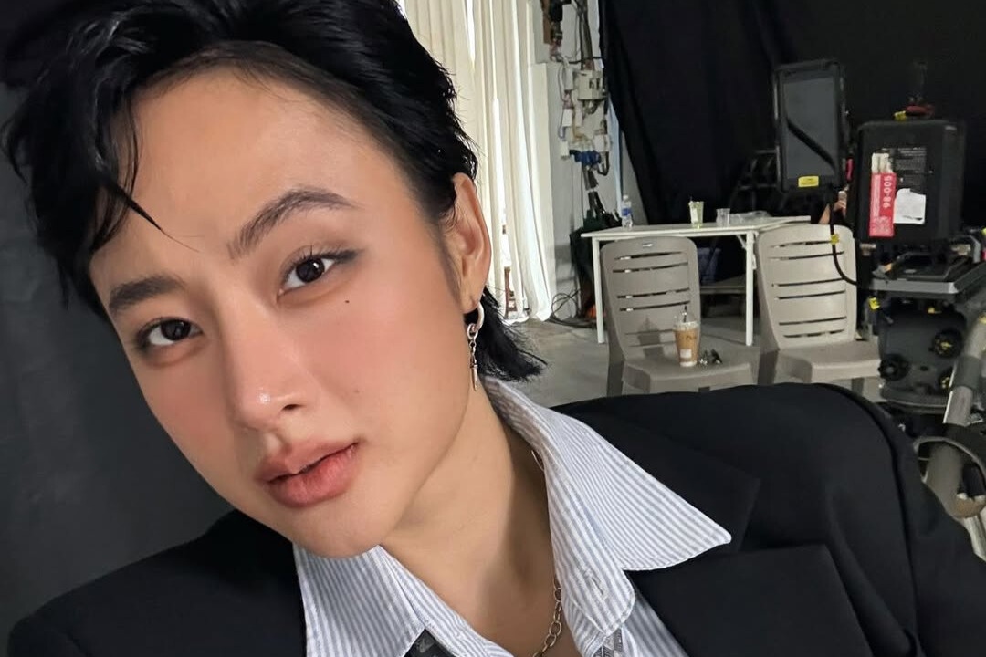 Angela Phuong Trinh bi chi trich dung 'bay gioi tinh' hinh anh