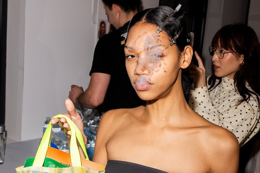 Web phim 18+, hang can sa va nuoc sot lan at tuan le thoi trang o My hinh anh